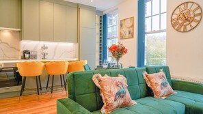 Living area - Central London Clapham Junction Flat (Clapham Juction, Greater London)