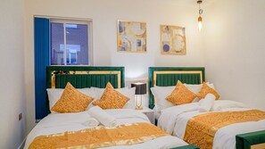 Iron/ironing board, Internet, bed sheets - Apt 4 • Central London Clapham Junction Flat (Greater London)