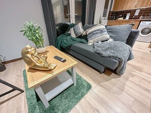 TV - Cozy Garden Studio + Wi-Fi & Parking (Greater London)