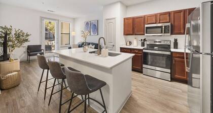 Modern Styled 1 King+Sofa Bed Retreat Frisco, TX