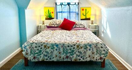 Wonderful 2-bedroom house in Denver perfect for your getaway