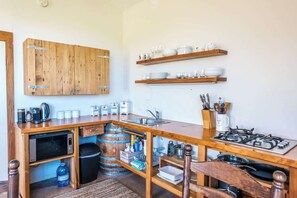 Private kitchen - The Vineyard Cottage at Cypress Ridge Estate (Waiheke Island)