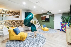 Children’s area - Clearwater Game House - Heated Pool, Mini Golf (Seminole)