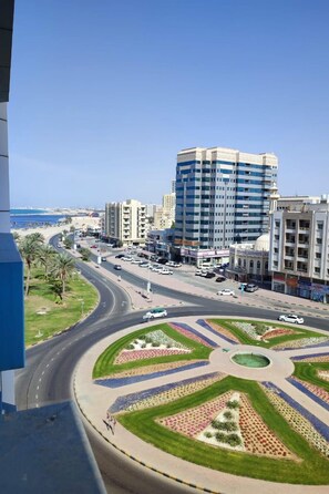 Exterior - Luxury Rooms Ajman (Ajman)