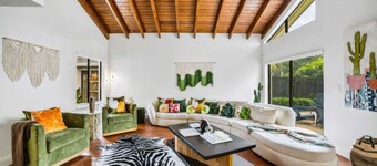 Pool * BBQ * Fire pit * Pool Table * TV room