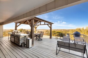 Outdoor dining - View LaLa! Villa w/Heated Pool 16 + (Canyon Lake)