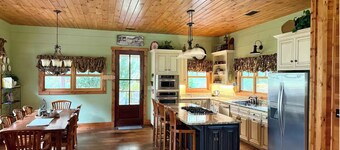 Lake Rabun Mountain Retreat