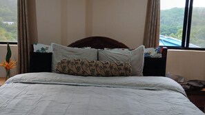 1 bedroom, iron/ironing board, free WiFi, bed sheets - Peaceful island hideaway with modern comfort close to beaches, dining and nature (Castries)