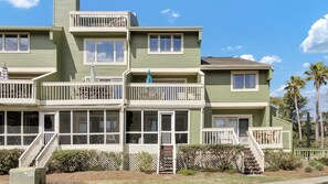 Apartment (1 Bedroom) | Interior - 5B Mariners Walk by Avantstay Shared Pool Minutes to Waterfront Dining + Shops (Isle of Palms)