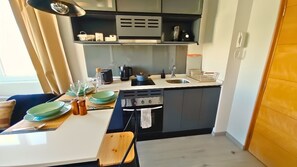 Apartment | Private kitchen - Andes Sunrise (Santiago)