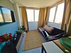 Apartment | Living area - Andes Sunrise (Santiago)