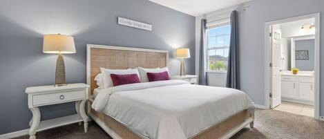 Casa (Multiple Bedrooms) | Interior