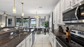 Interior - Shiva by Avantstay Sleeps 22 Pool + Hot Tub + Great Park Access (Kissimmee)