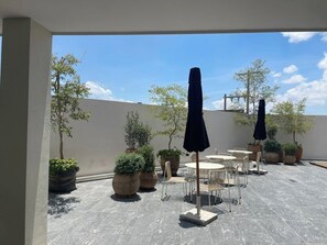 Outdoor dining - Vrbo Property (Zapopan)