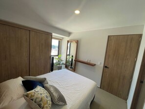 2 bedrooms, WiFi, bed sheets - Luxury 2-Bedroom Apartment in Central Zapopan (Zapopan)