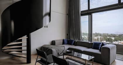 Mr. W | Unique Style Contemporary Skyloft