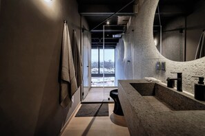 Bathroom - Mr. W | Unique Style Contemporary Skyloft (Zapopan)