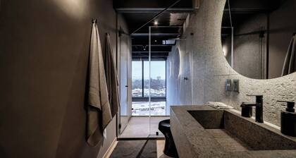 Mr. W | Unique Style Contemporary Skyloft