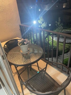 Outdoor dining - Vrbo Property (Guadalajara)