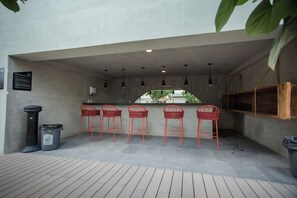 Bar (in der Unterkunft)