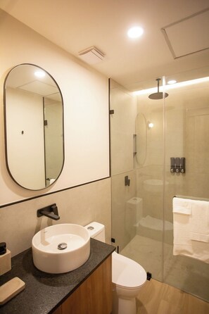 Bathroom - Mr W | 1BR Margot Loft Modern City Tower (Guadalajara)