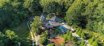 Charlestown Retreat | 2 Pools and Fire Pits