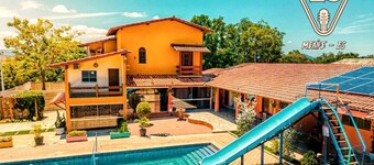 Casa 25 - Hostel
