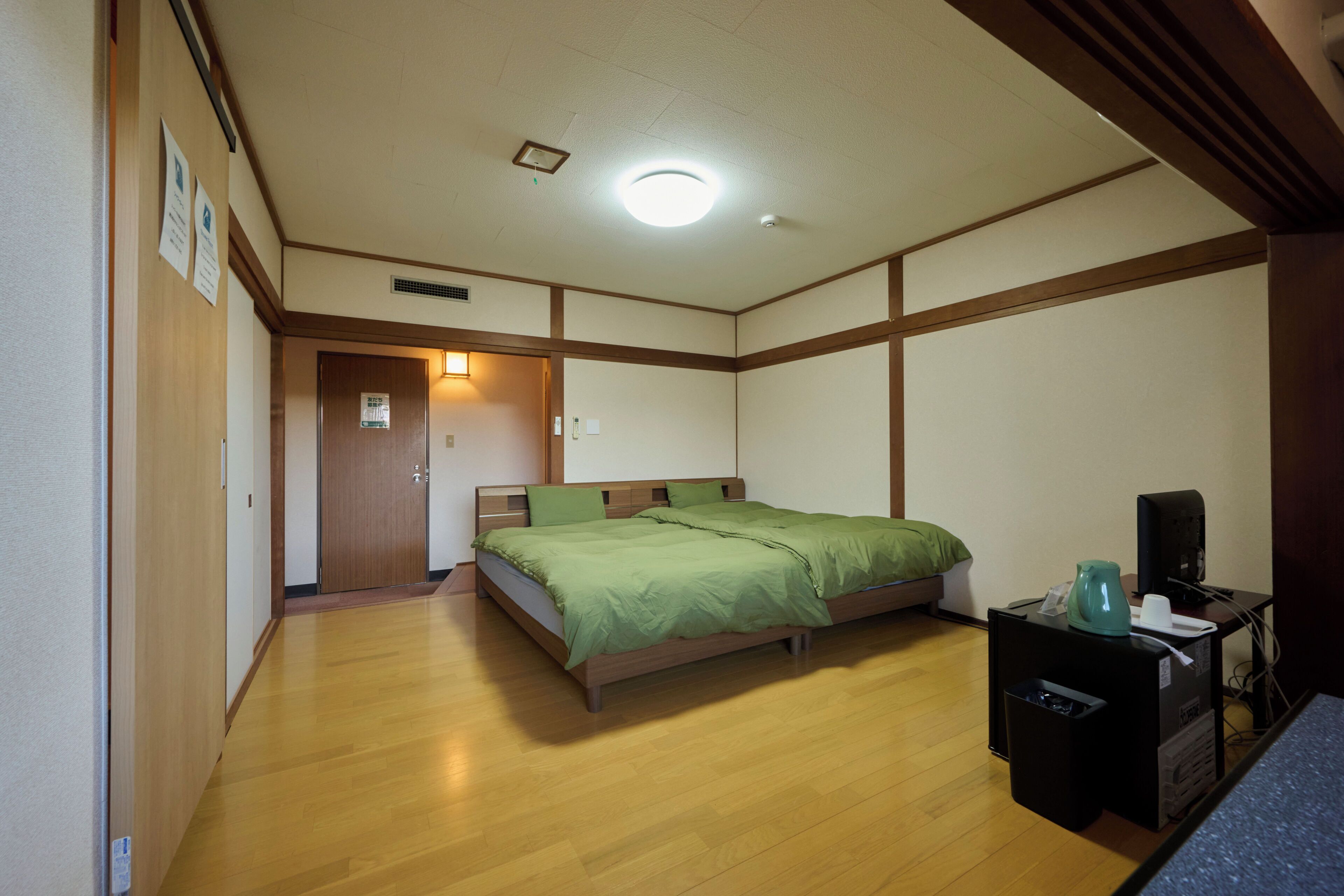 Basic Twin Room, Mountain View
