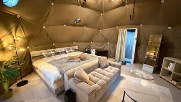 Suite, Mountain View