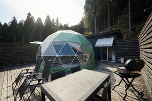 Suite, vistes a la muntanya | Servei de restauració a l'aire lliure