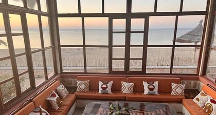 Coconut Resort+Chambre 106(jardin)+WiFi+Resto+Surf