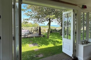 Interior - Norfolk Seaview Luxury Retreat with 7 Bedrooms (Norwich)