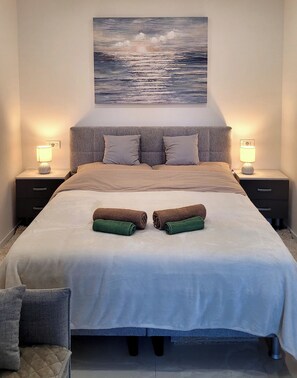 Iron/ironing board, WiFi, bed sheets - Charming studio apartment in the heart of Split (Split)
