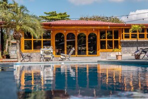 Pool - Villa Hakomar Private Pool & Game Room – Walk to Beach & Downtown Jacó (Jaco)