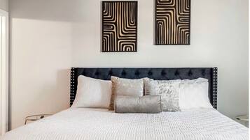 3 chambres, fer et planche Ă repasser, Wi-Fi, draps fournis