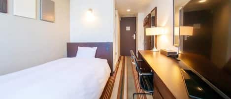 Standard Single Room, Non Smoking | Iron/ironing board (on request), WiFi (free)
