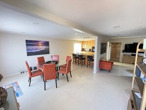 Dining - Coastal Retreat at Silver Strand Beach Channel Islands (Oxnard)