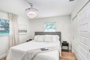 2 bedrooms, iron/ironing board, WiFi, bed sheets
