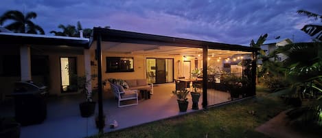 Superior Apartment, Garden View | Terrace/patio