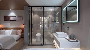 Romantic Double Room, Courtyard View | Desk, laptop workspace, blackout drapes, soundproofing