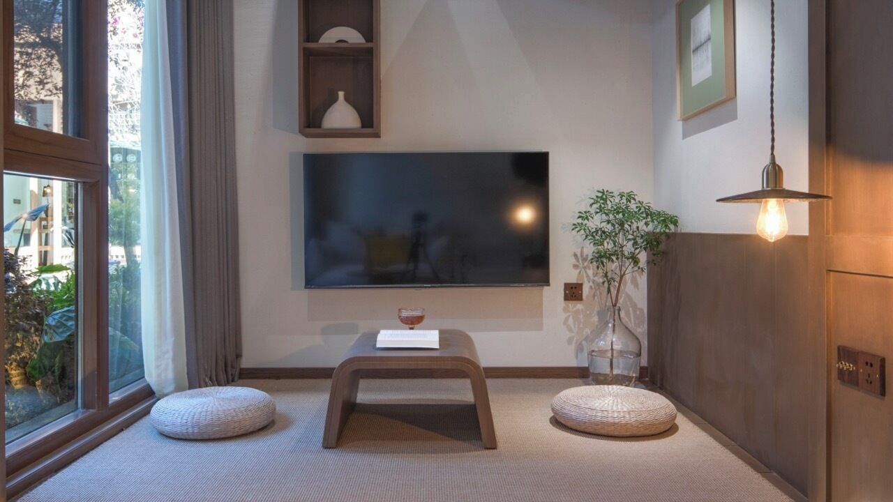 Toetasjesleilighet – standard, bakgårdsutsikt