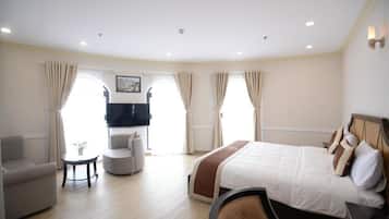 Estudio clásico, balcón, vista a la ciudad