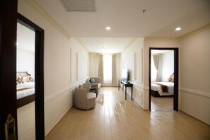 Classic-studio, parveke, kaupunkinäköala