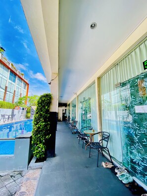 Pool - V Canggu Dormitory (Canggu)