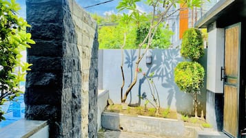 Fachada de la propiedad