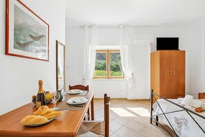 Dining - Residence Argentiera Studio for two, Miniera dell’Argentiera, Italy (Miniera dell’Argentiera)