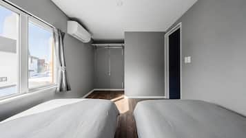 Apartment | Iron/ironing board, free WiFi