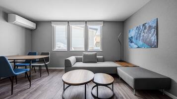 Apartment | Living area