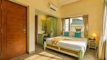 Villa Luxe, balcon, vue piscine