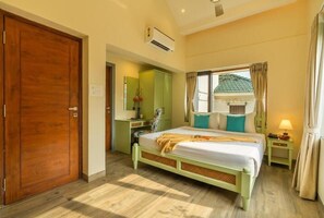 Luxury-Villa, Balkon, Poolblick